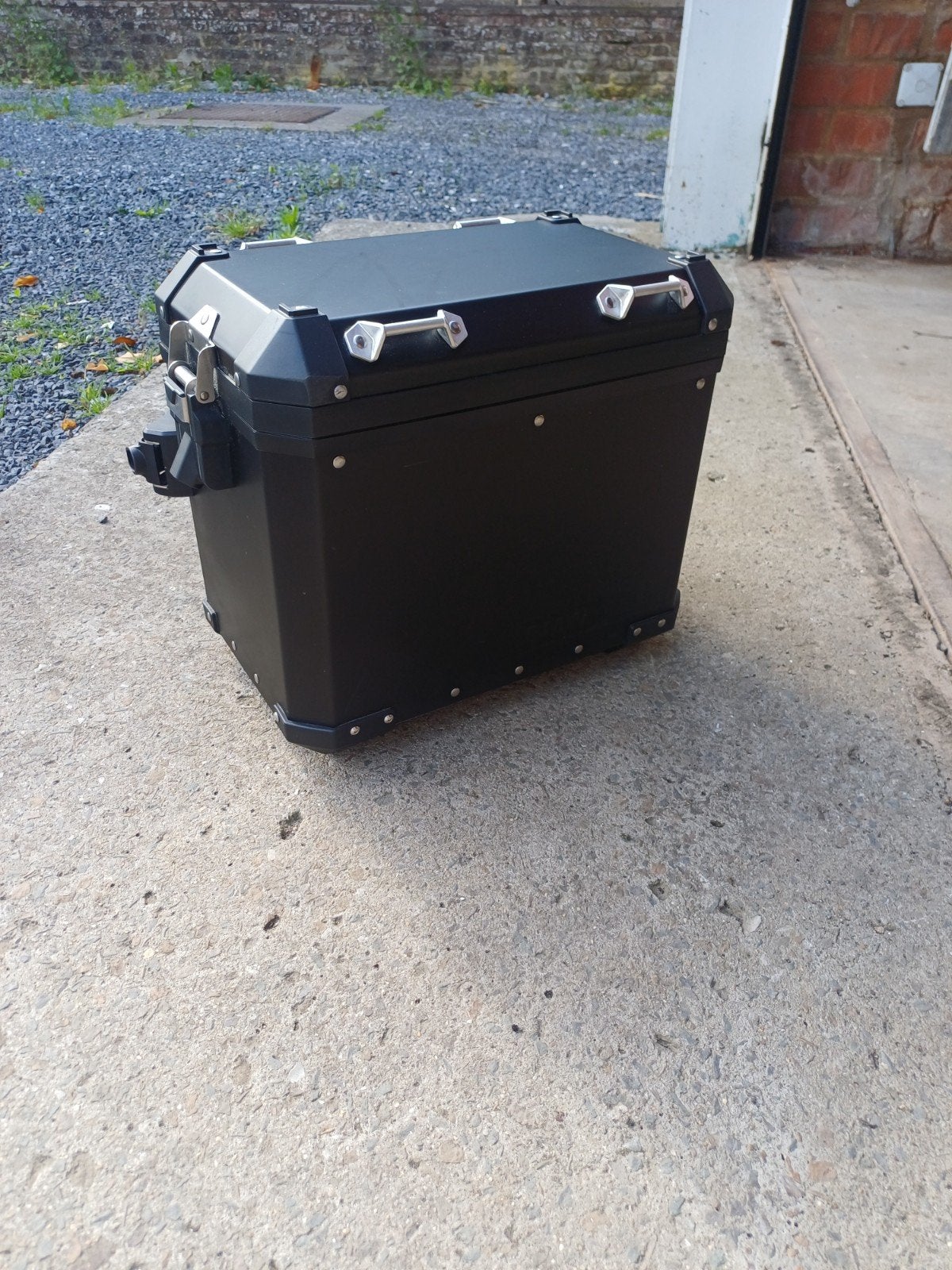 Valise aluminium gauche bmw 1200/1250 gs, Motos, Accessoires | Valises & Sacs, Enlèvement, Utilisé