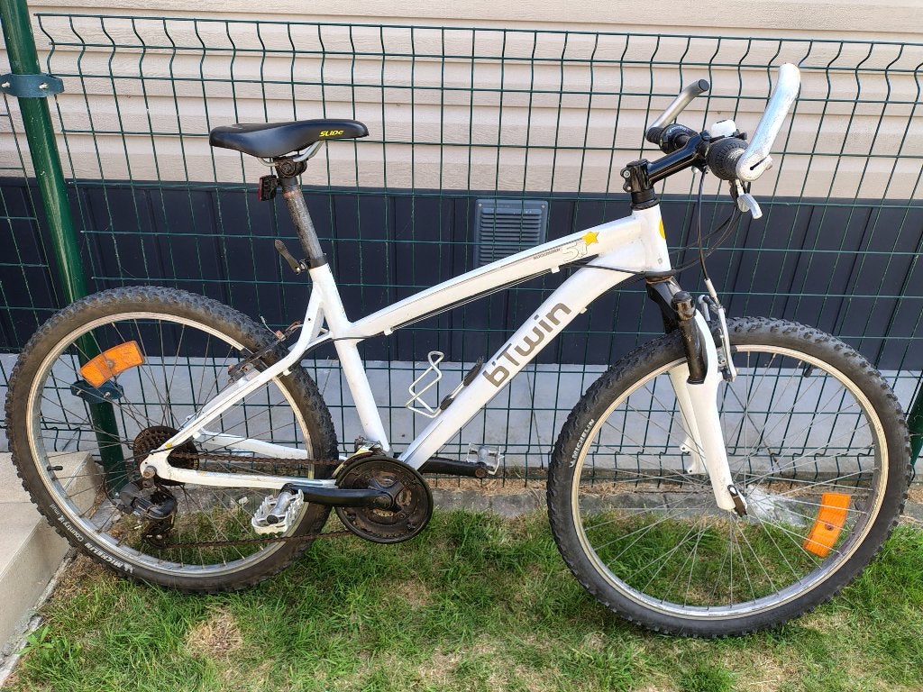 B-twin Rockrider 5.1 26" MTB ideaal voor 10 tot 14 jarigen, Autres marques, Frein sur jante, Enlèvement, Moins de 45 cm