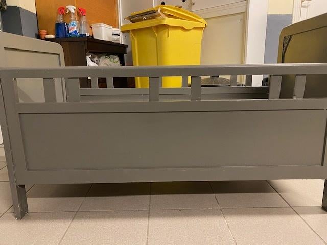 kinderbedje, Kinderen en Baby's, Ophalen, Gebruikt, Minder dan 140 cm, Matras