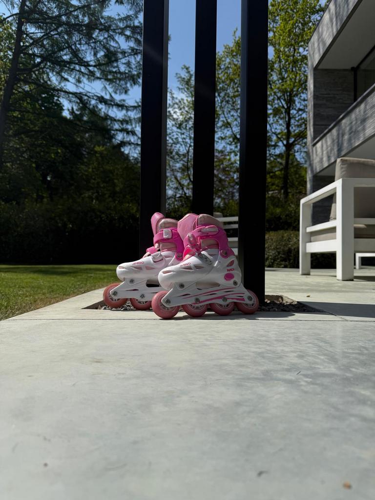 Roze maat 30/33, Enfants & Bébés, Réglable, Comme neuf, Enlèvement, Enfants