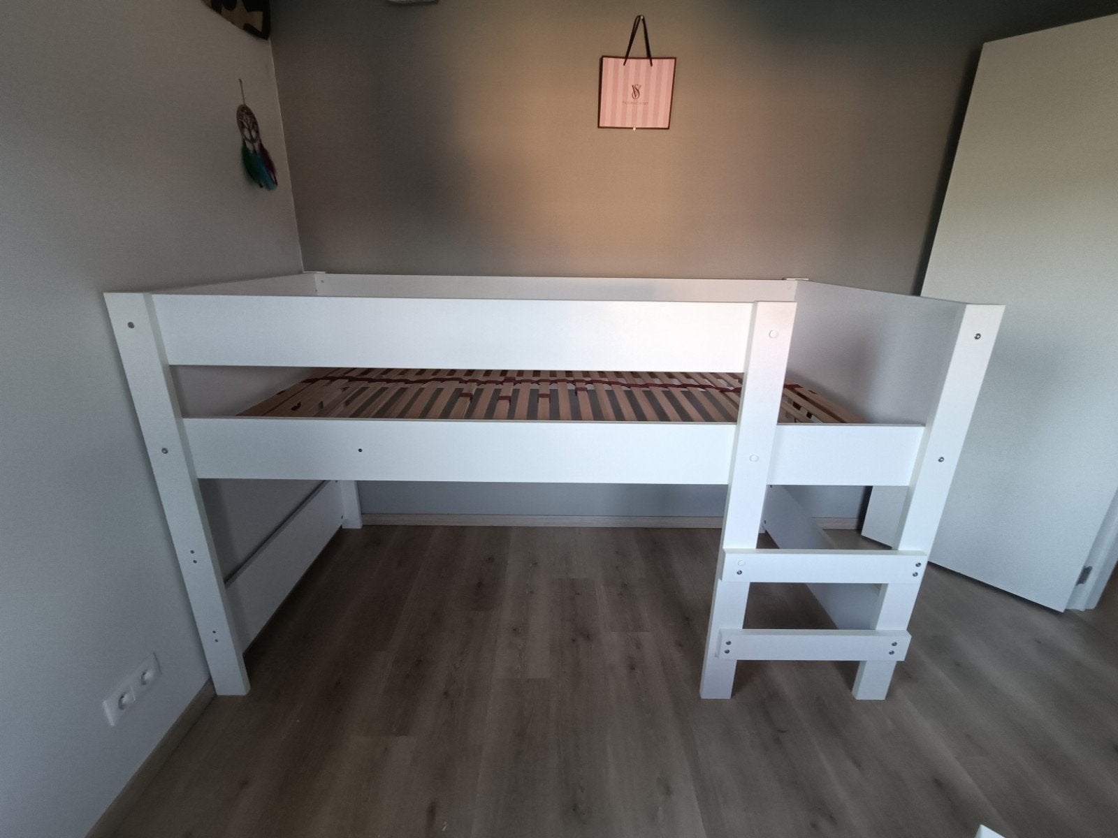Bed (Vipak Milan midsleeper)  en Bureau van Vipak., Ophalen