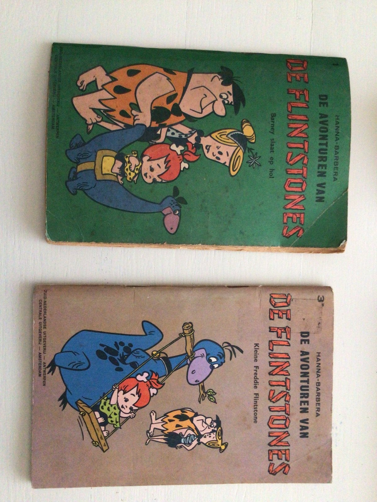 De avonturen van de Flintstones, nrs 1 en 3, Boeken, Strips | Comics, Ophalen of Verzenden, Zo goed als nieuw