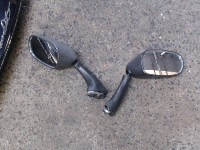 Rétroviseur droit & gauche Suzuki GSF 1200 LP/15706, Vélos & Vélomoteurs, Enlèvement, Utilisé