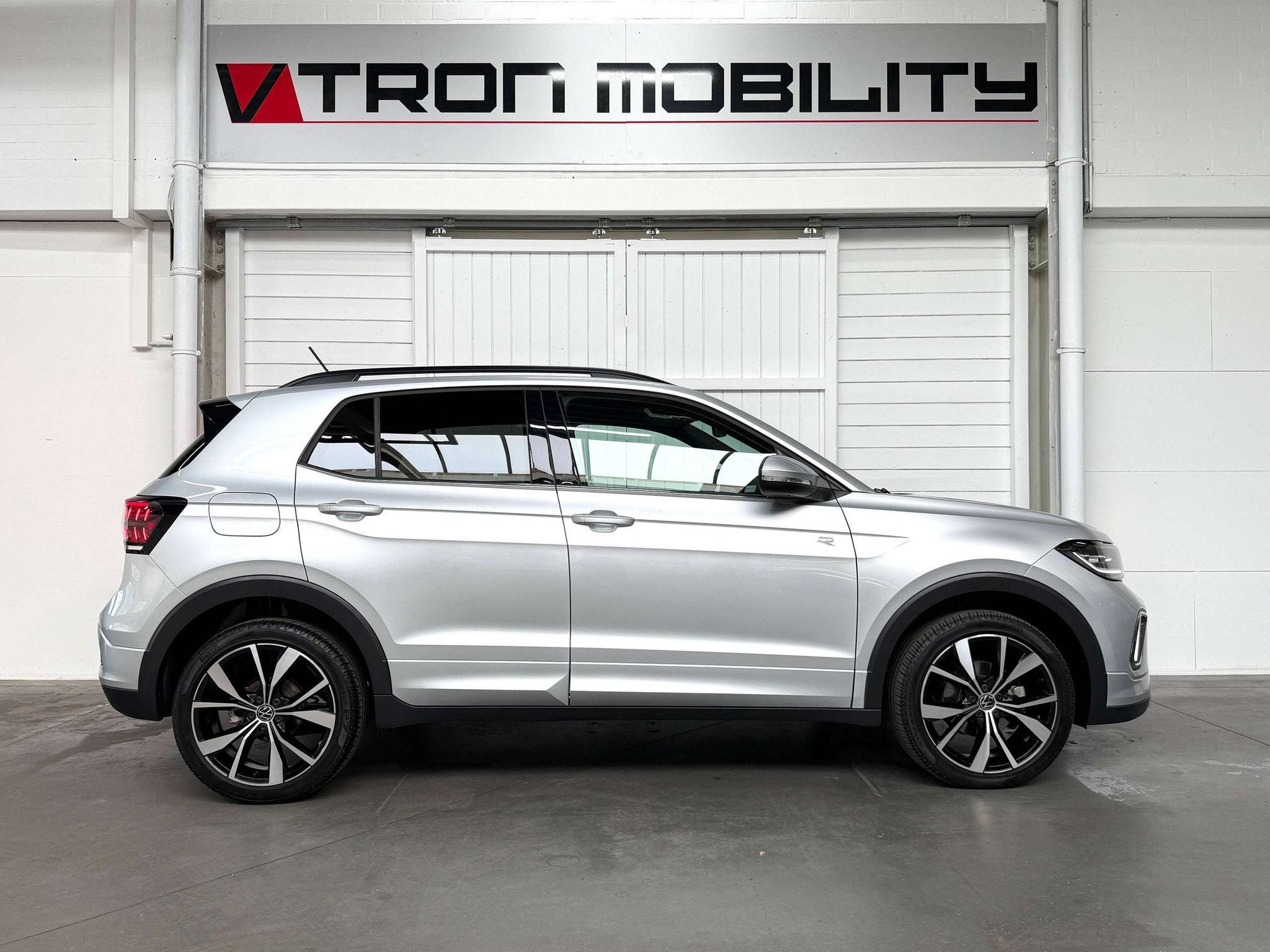 Volkswagen T-Cross T-Cross 1.0 TSI R-Line CAMERA*LED*ACC*DAB, Auto's, Volkswagen, Voorwielaandrijving, Gebruikt, 116 pk, Adaptive Cruise Control