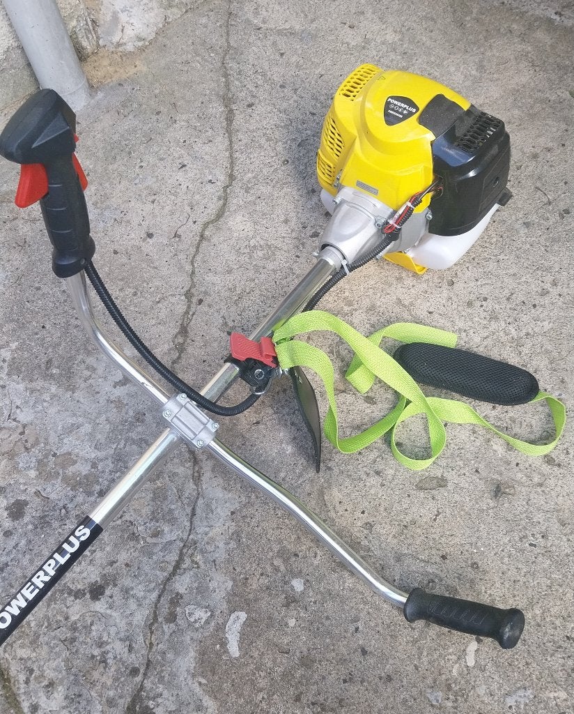 Débroussailleuse thermique POWERPLUS / Quasiment neuve !, Comme neuf, 30 à 50 cm, Enlèvement, Powerplus