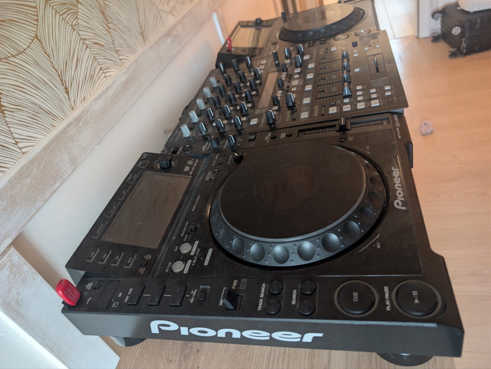 Pack DJ Pioneer CDJ-2000 + XDJ-1000 + Behringer DDM4000, Enlèvement, Comme neuf, DJ-Set, Pioneer