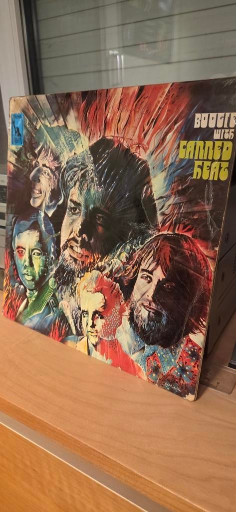 Chaleur en conserve. Boogie, Enlèvement