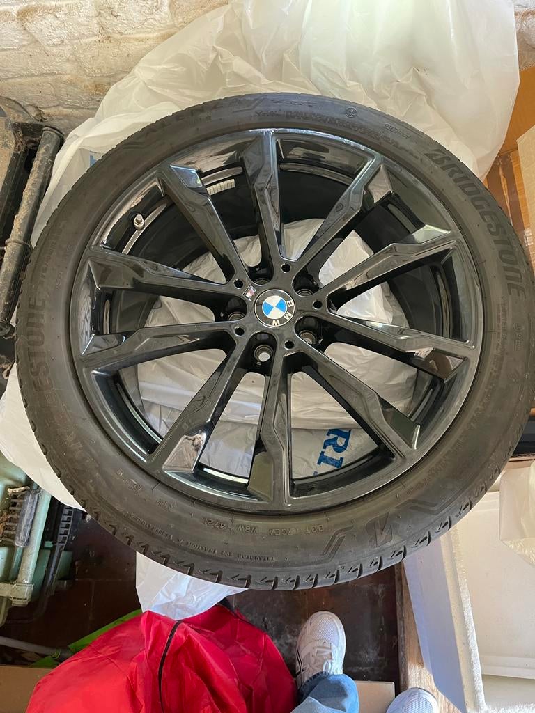 Jeu de 4 jantes BMW + pneus 20” – Bridgestone 275/40 R20, Autos : Pièces & Accessoires, Pneus & Jantes, Pneus et Jantes, Enlèvement