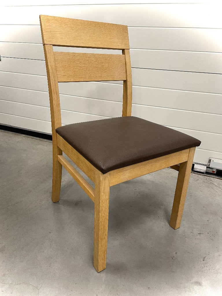 Massief eiken stoel - 1x - NIEUW !, Huis en Inrichting, Stoelen, Ophalen, Nieuw, Hout