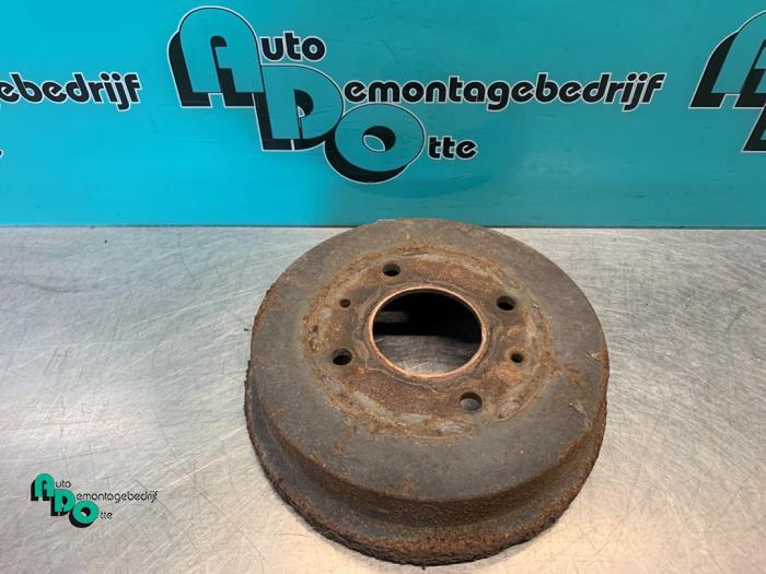 Tambour de frein arrière d'un Mitsubishi Colt (Colt 04-), Autos : Pièces & Accessoires, Freins & Transmission, Mitsubishi, Utilisé