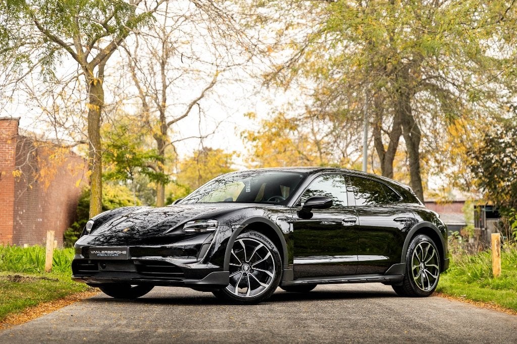 Porsche Taycan 4 Cross Turismo * Perf Batt * Pano * ACC *, Autos, Achat, Euro 6, Entreprise, Entretenue par le concessionnaire