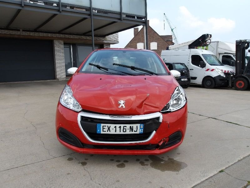PEUGEOT 208  BENZINE 05-18, Autos, Achat, Entreprise, Boîte manuelle, Autres couleurs