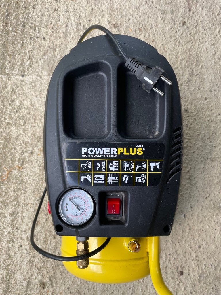 compresseur PowerPlus POWX1730 24 litres, Bricolage & Construction, Compresseurs, Moins de 25 litres, Enlèvement, Mobile, Utilisé
