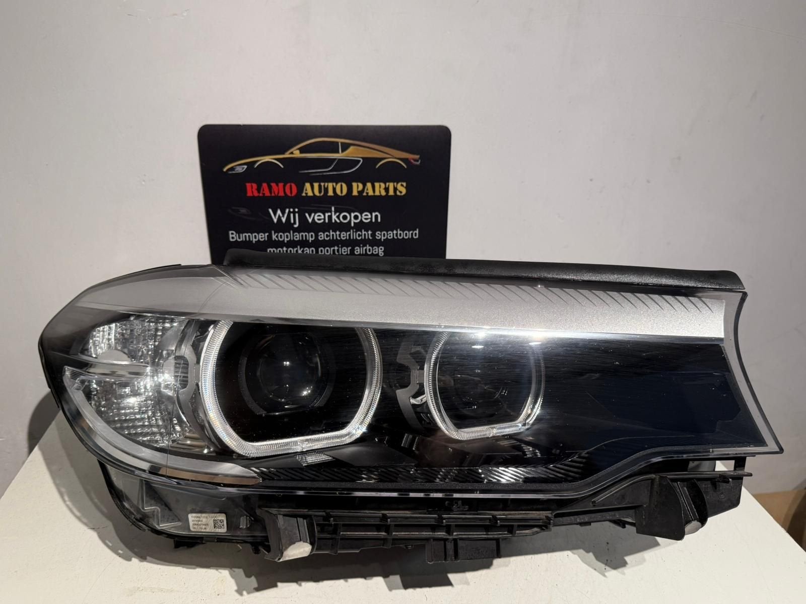 BMW 5 SERIE G30 G31 KOPLAMP VOLL LED RECHTS 8499112-01, Auto-onderdelen, Verlichting, BMW, Gebruikt, 3 maanden garantie, Ophalen of Verzenden