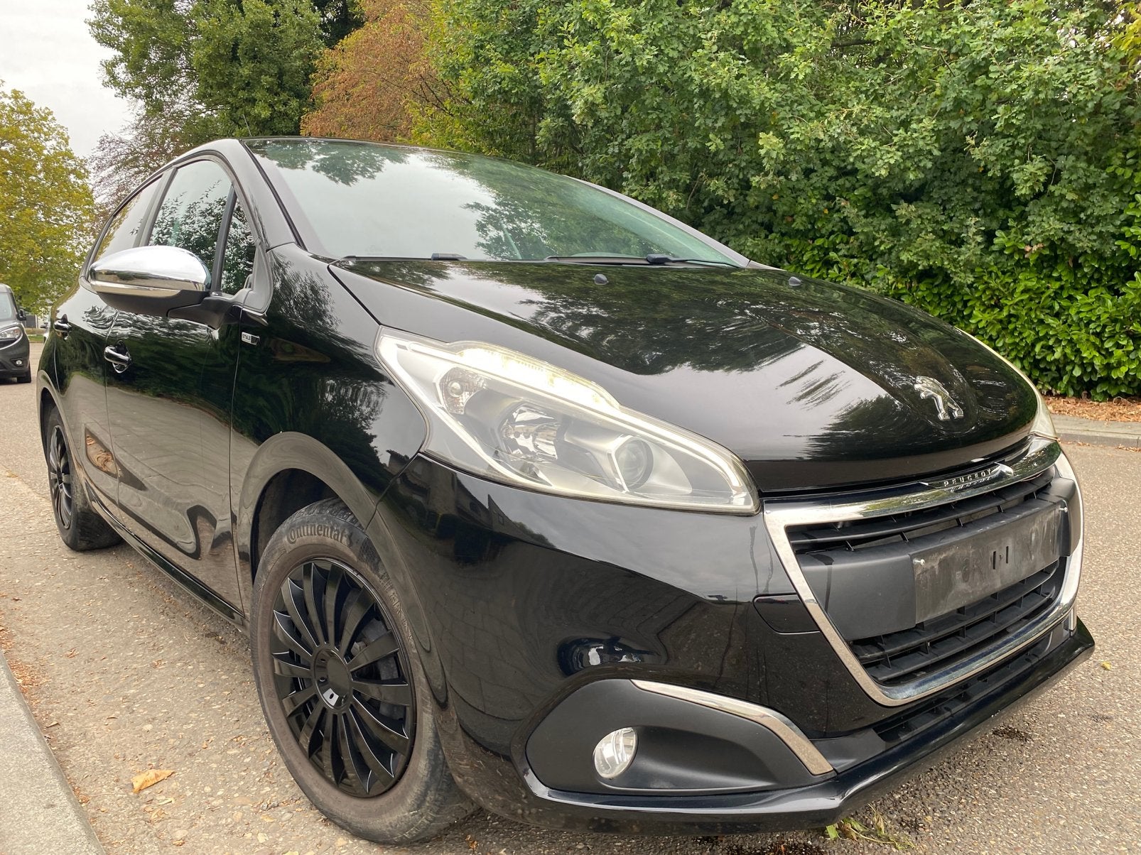 Peugeot 208  1.2i, Auto's, Voorwielaandrijving, Stof, Euro 6, Verwarmde buitenspiegels