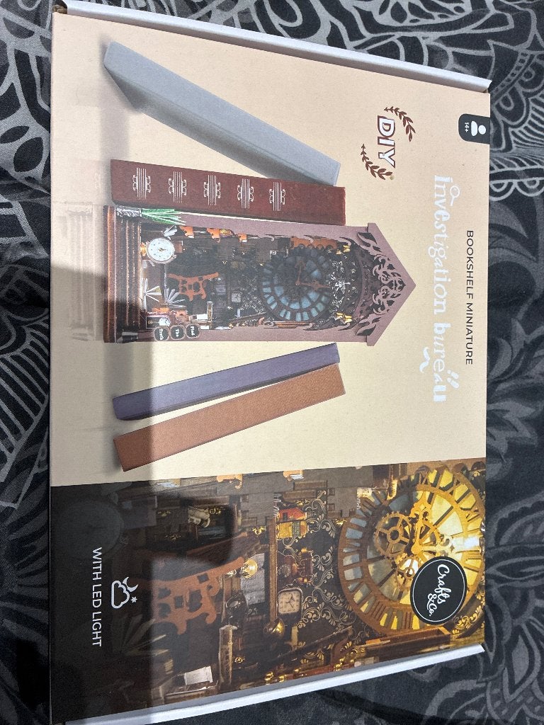 DIY bookshelf miniature: Investigation Bureau, Enlèvement ou Envoi, Neuf, Kit de bricolage, Autres marques