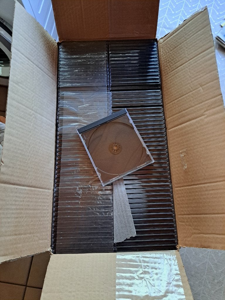 Boîtiers DVD 10 mm, 100 pièces neuves dans une boîte, Enlèvement, Neuf, Dvd, Geen merk