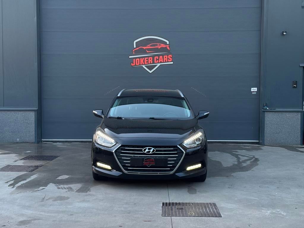 Hyundai i40 SW 1.7 CRDi Premium Automaat FULL, Autos, Hyundai, Cuir, Achat, Euro 6, Entreprise