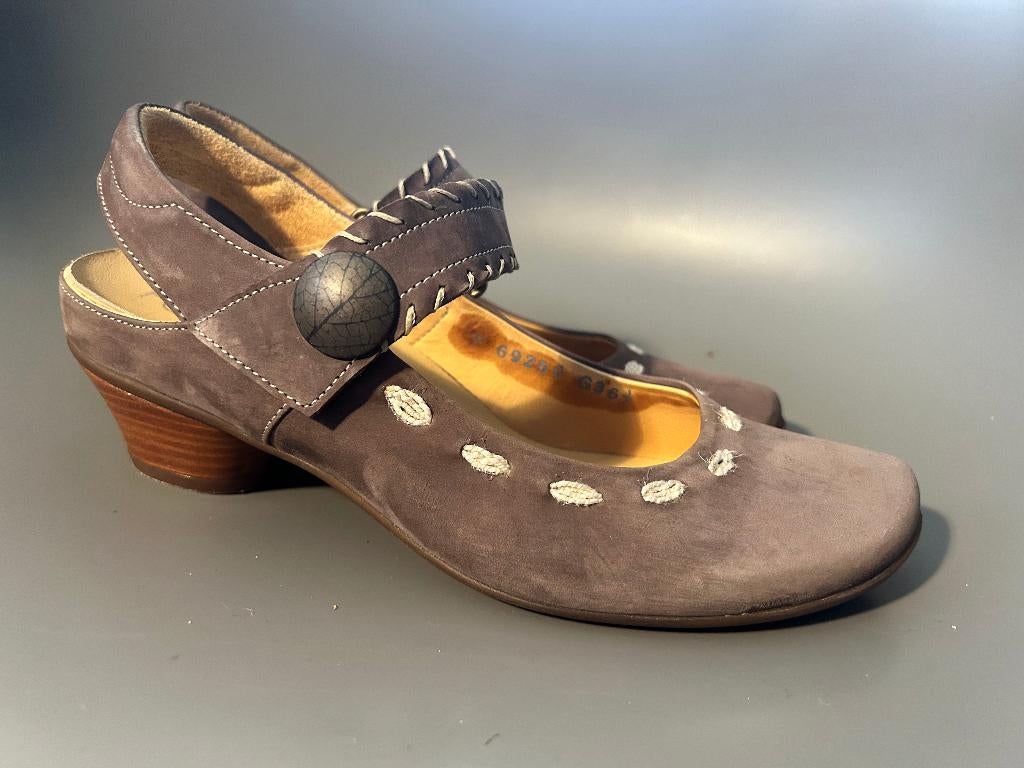 Chaussures en nubuck Footnotes, Vêtements | Femmes, Chaussures, Brun, Enlèvement, Autres types, Porté