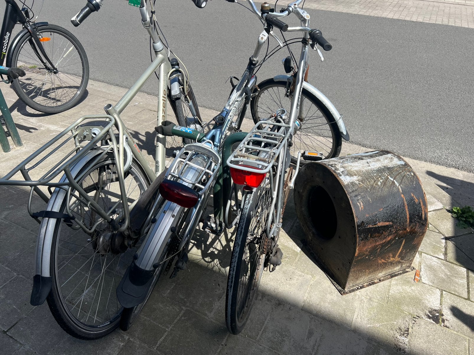 Fietsen te herstellen, Ophalen, Zo goed als nieuw