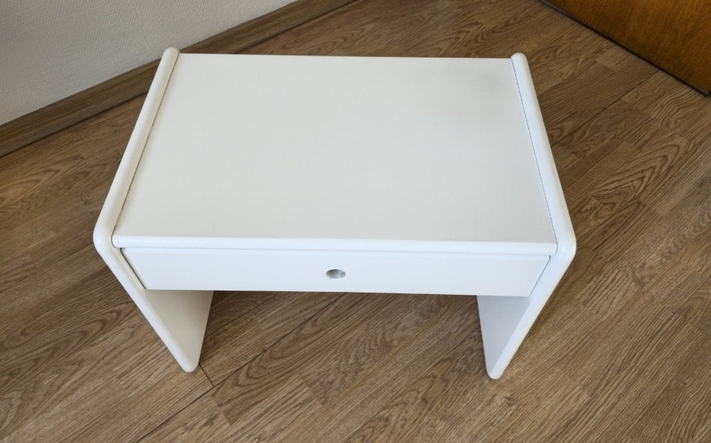 Nachtkastje / bijzettafeltje, Huis en Inrichting, Ophalen, Gebruikt, Hout
