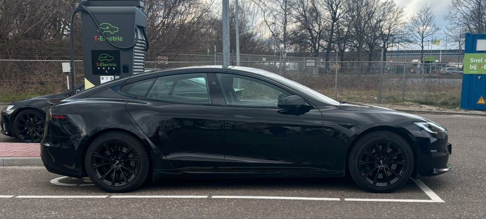 Tesla Plaid 19" velgen + nieuwe banden verkopen of omruilen., Auto's, Particulier, Te koop, Lichtmetalen velgen