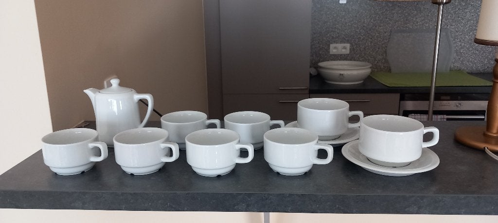 Service à café Bareuther en porcelaine blanche, Collections, Porcelaine, Cristal & Couverts, Comme neuf, Tasse et/ou soucoupe