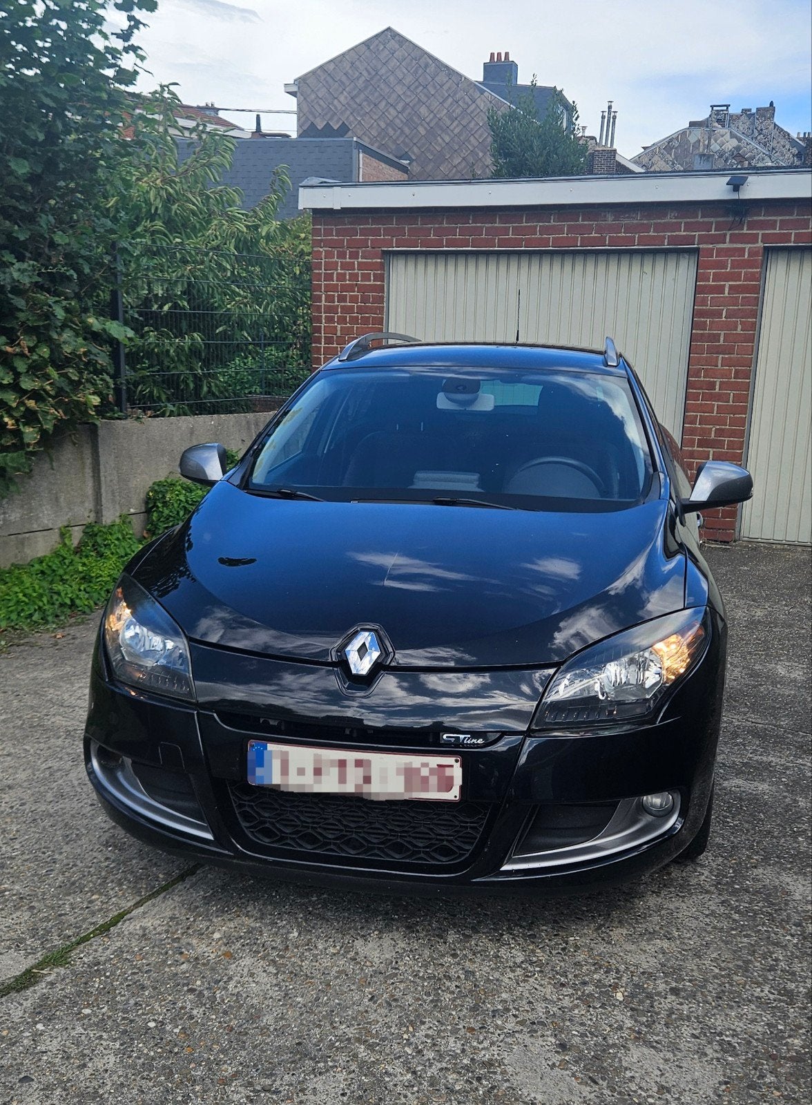 Renault Megane 1.5 dci Gt line, Autos, Euro 5, Boîte manuelle, Noir, 5 portes