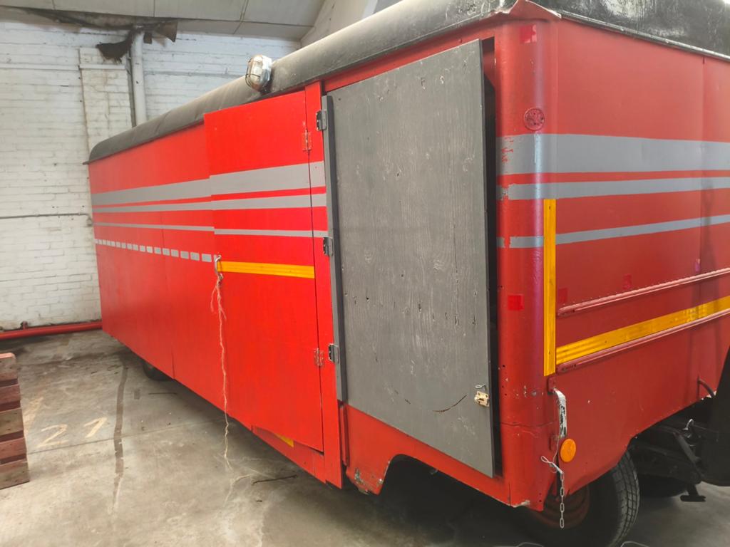 Oude werfkeet/wc wagen 100€, Ophalen