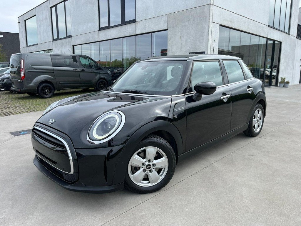 MINI One LCI MY 2022/Benzine/5d/LED/Carplay/Navi/Garantie, Auto's, Voorwielaandrijving, Stof, Zwart, Bedrijf