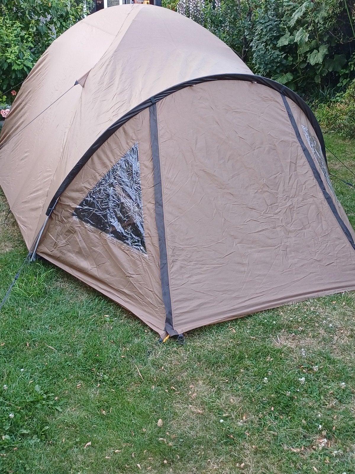 In uitstekende staat verkerende 3 persoons Iglo-tent., Ophalen, Zo goed als nieuw, Tot en met 3