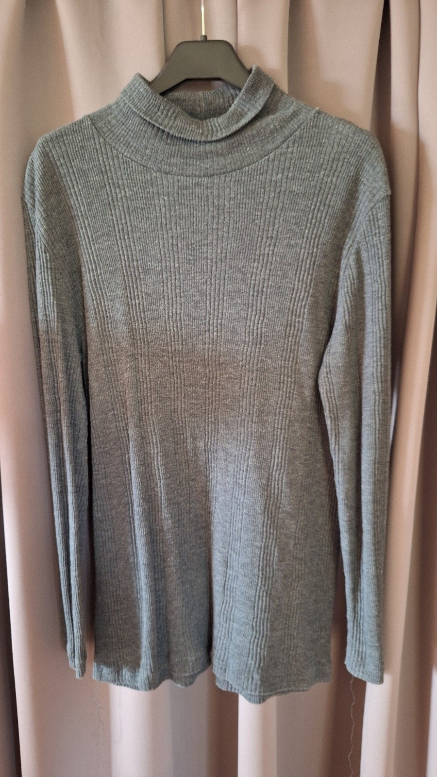Pull gris à manches longues et col roulé taille M 40-42 sur, Vêtements | Femmes, Enlèvement ou Envoi, Porté, Taille 38/40 (M)