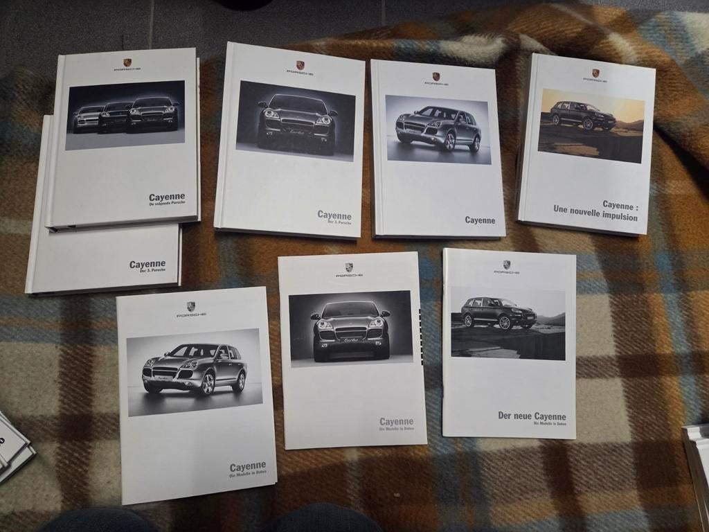 Brochure catalogue de la Porsche Cayenne 2002-2007, Livres, Autos | Brochures & Magazines, Enlèvement ou Envoi, Porsche