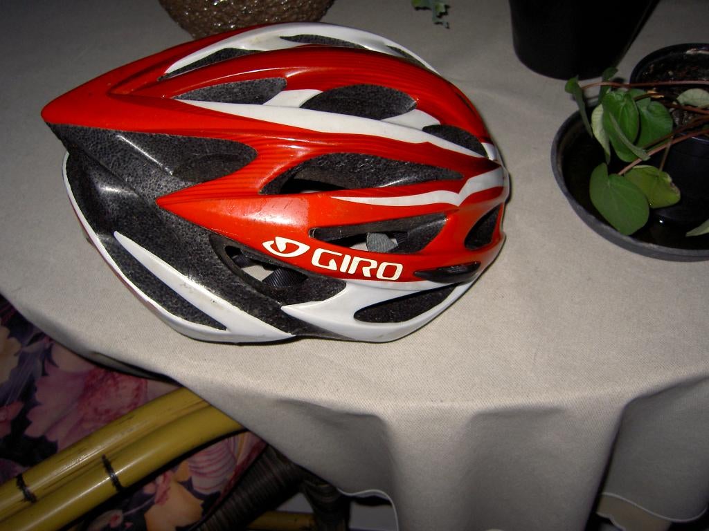 fiets helmen voor goed bod per stuk of a part, Ophalen of Verzenden, Zo goed als nieuw, Overige merken