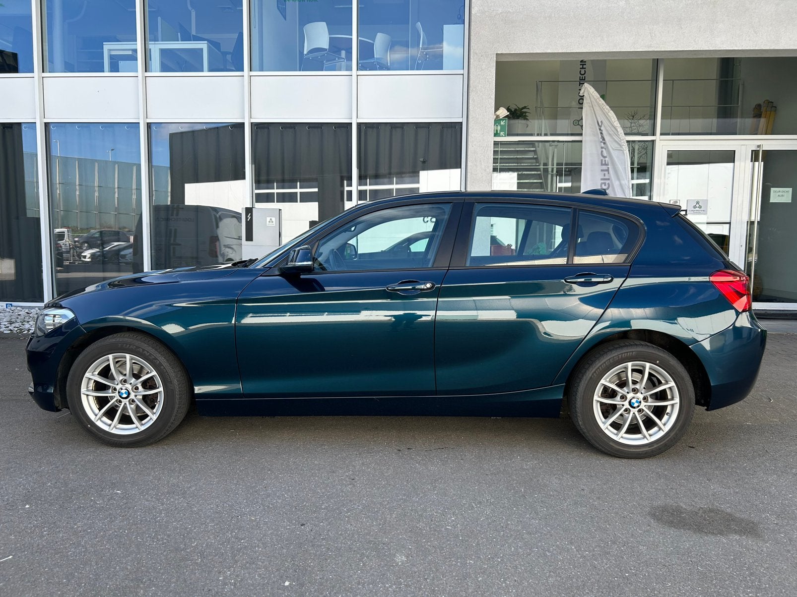 BMW 116i / 1ste eigenaar / perfecte staat, Auto's, Blauw, Bedrijf, 5 deurs, Onderhoudsboekje