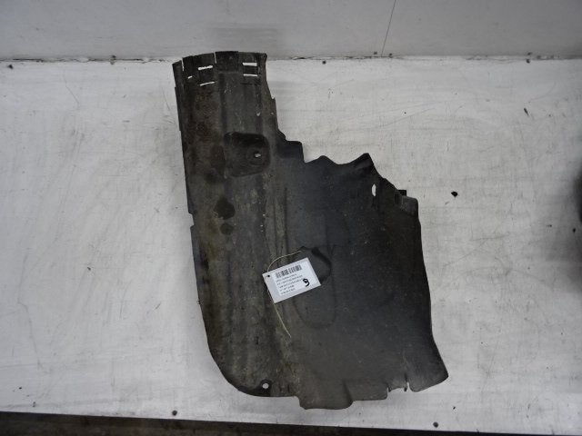 PARE BOUE AVANT DROIT Opel Corsa D (01-2006/12-2014), Autos : Pièces & Accessoires, Utilisé, Droite, Opel, Garde-boue