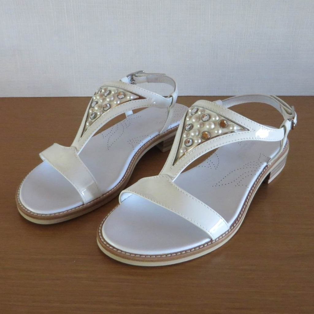 Nero Giardini sandalen wit, maat 35, Wit, Zo goed als nieuw, Nero giardini, Sandalen of Muiltjes