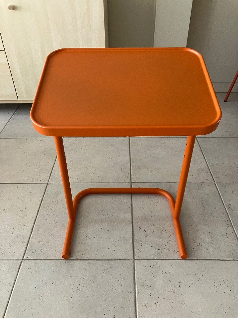 Ikea BJÖRKÅSEN Laptoptafel, oranje, Ophalen, IKEA, Oranje