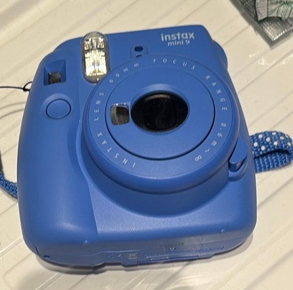 Intax mini 9 moet snel weg, Audio, Tv en Foto, Fotocamera's Digitaal, Ophalen, Zo goed als nieuw, Lensdop, Overige Merken
