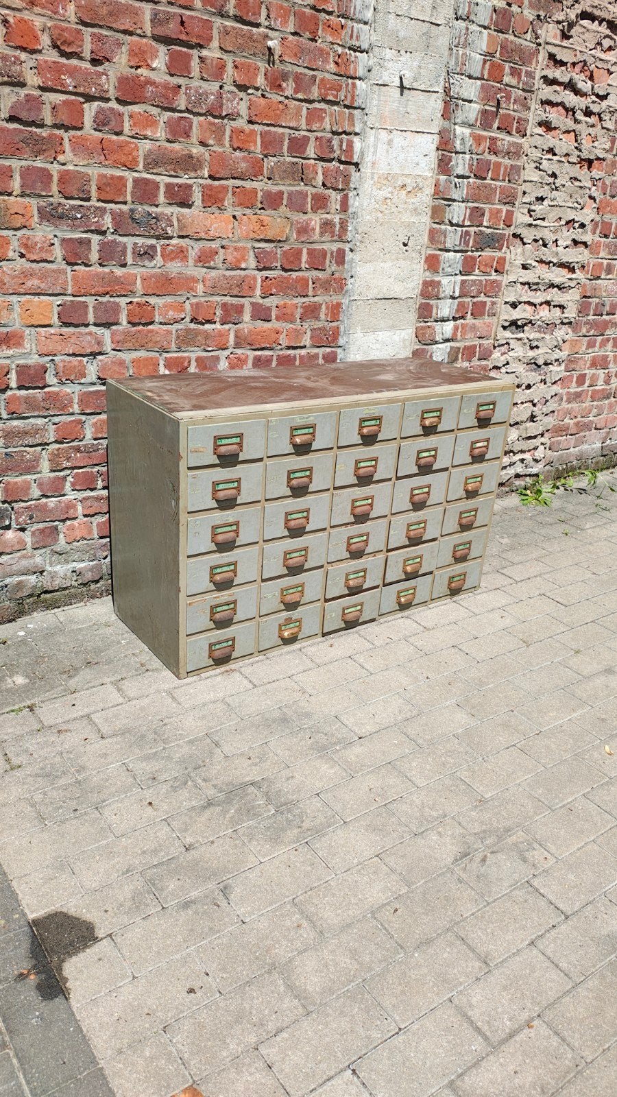 Ancien meuble de métier en bois à 30 tiroirs, Maison & Meubles, Enlèvement