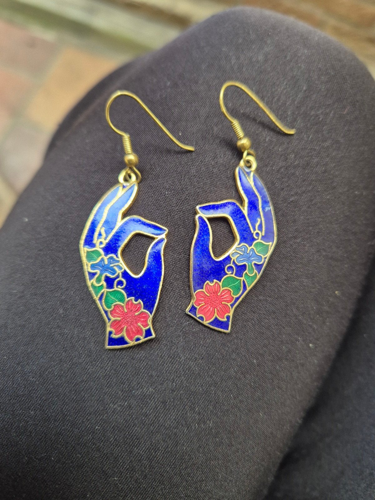 Super mooie vintage blauwe bloemmotief Cloisonne oorbellen, Ophalen of Verzenden