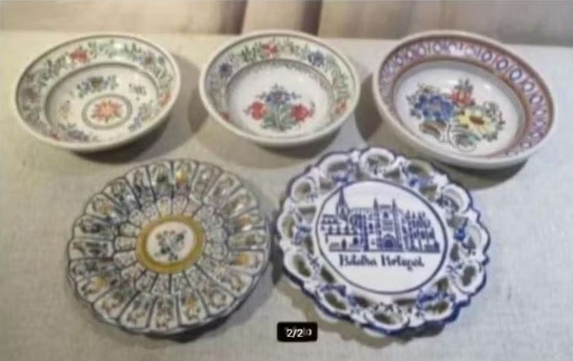 5 Prachtige Beschilderde Keramieke Kommen en Borden, Antiek en Kunst, Antiek | Keramiek en Aardewerk, Ophalen of Verzenden