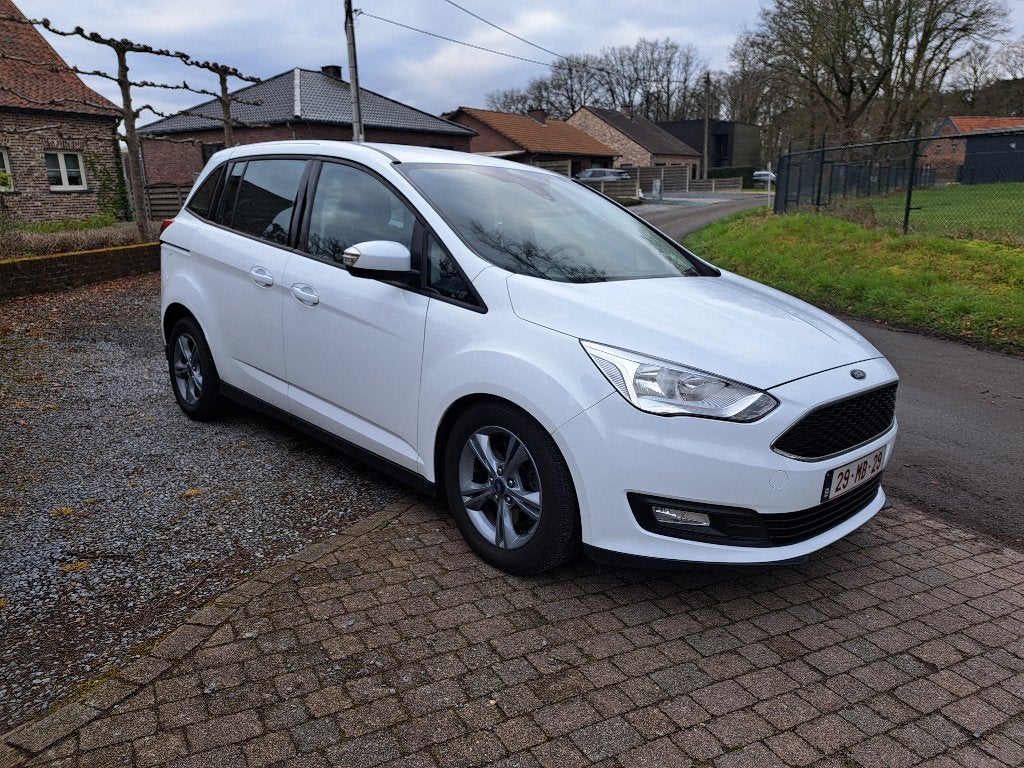 FORD GRAND C-MAX 1.0i 125ch EcoBoost TREND, 70 000 km, 2016, Achat, Euro 6, Boîte manuelle, Entretenue par le concessionnaire