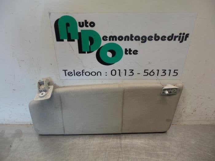 Zonneklep van een Volkswagen Golf (Golf 91-), Gebruikt, -, Volkswagen, -