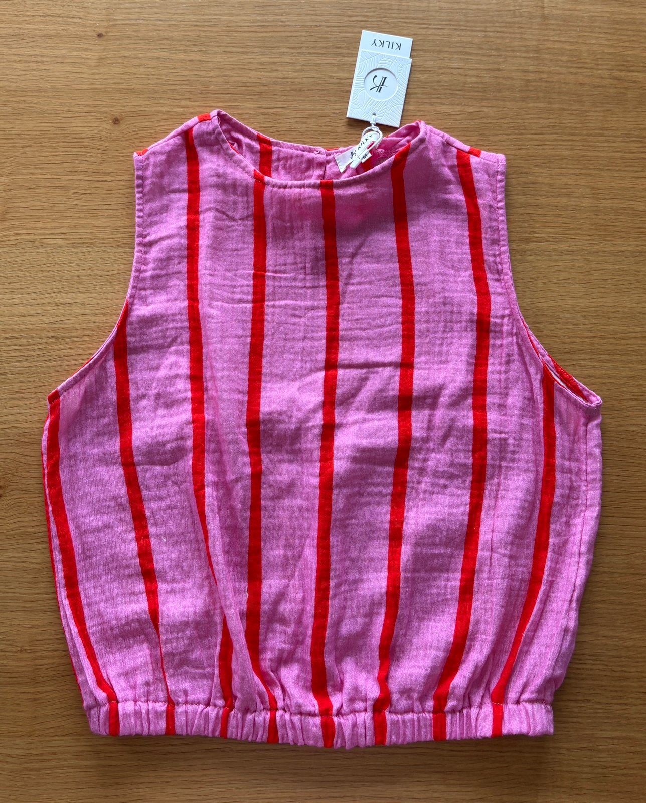 Top rose ligné rouge KILKY - Taille M - 25€, Kleding | Dames, Topjes, Maat 38/40 (M), Nieuw, Ophalen of Verzenden, Roze