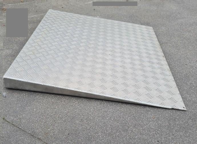 Drempelhulp, Aluminium oprijplaat, Diversen, Ophalen, Zo goed als nieuw