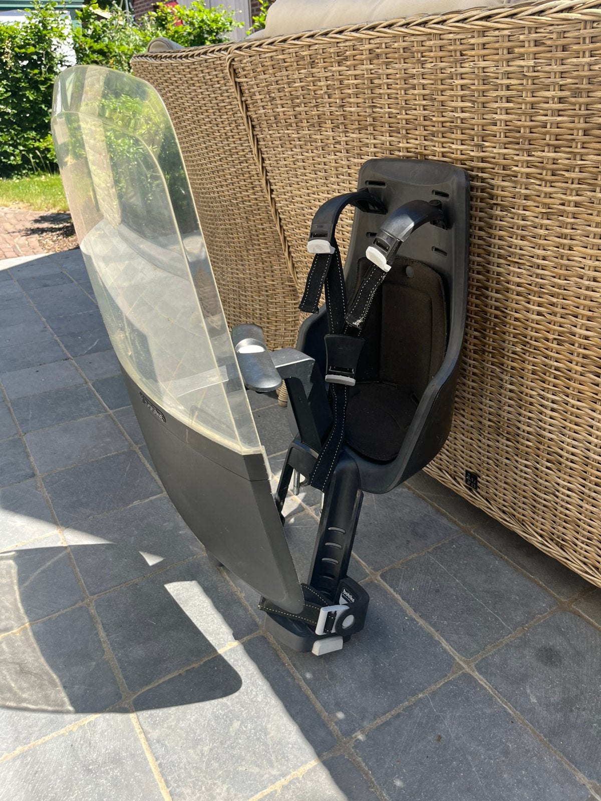 Bobike mini exclusive + windscherm, Fietsen en Brommers, Ophalen, Voetsteuntjes, Voorzitje, Zo goed als nieuw