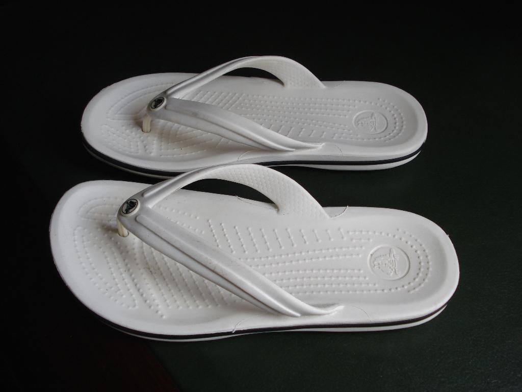 Crocs teenslippers, dames/meisjes. mt 38/39, Kleding | Dames, Schoenen, Slippers, Wit, Ophalen of Verzenden, Crocs