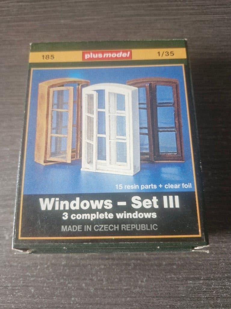 Plusmodel 1/35 Windows Set III 3 complete windows, Hobby & Loisirs créatifs, Enlèvement ou Envoi, Neuf, 1:35 à 1:50, Diorama