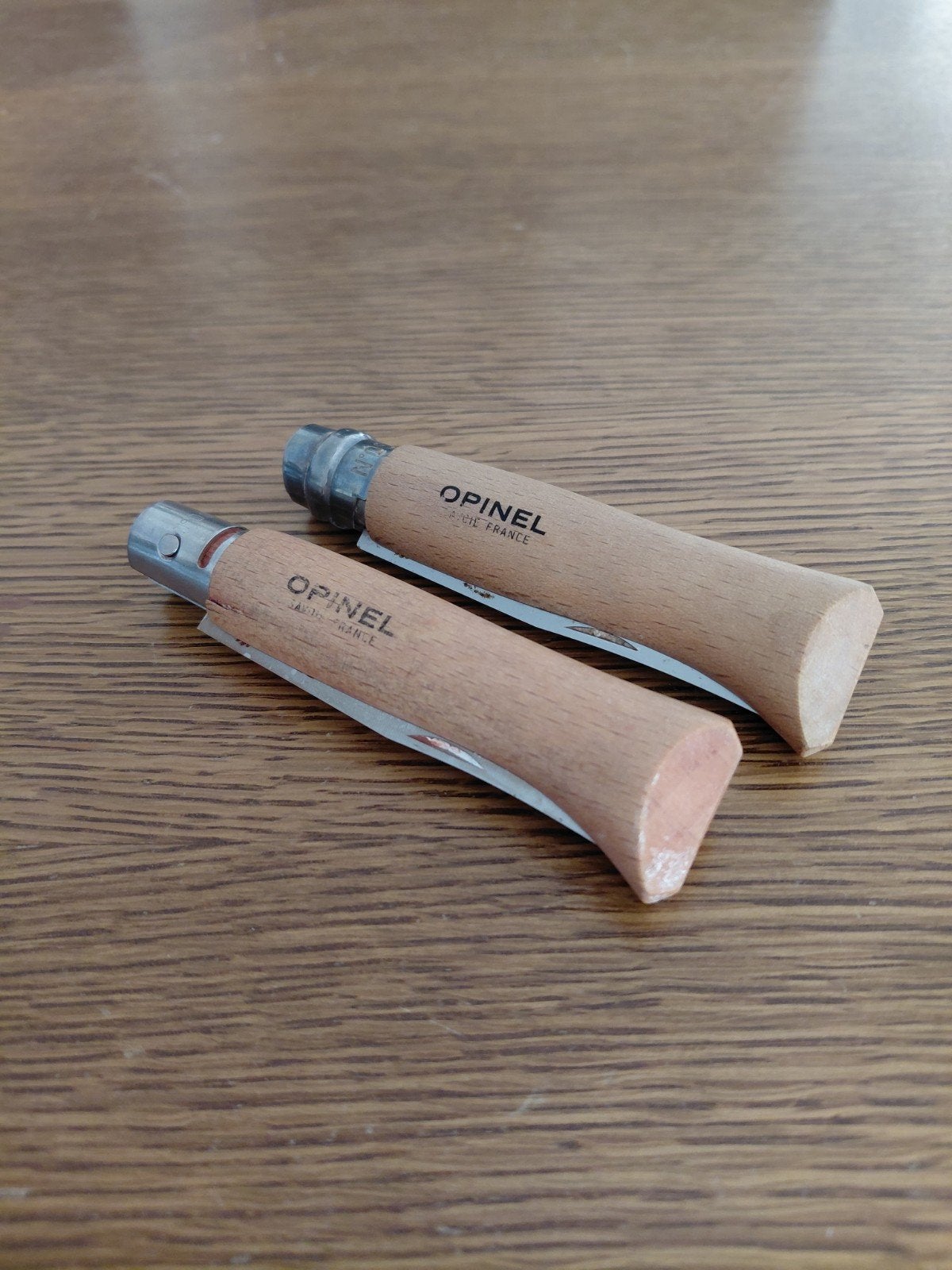 2 zakmessen van opinel, Ophalen of Verzenden, Zo goed als nieuw